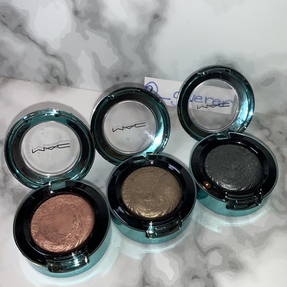 3 x Alluring Aquatic Extra Dimension Eyeshadow Collection MAC - Picture 1 of 17